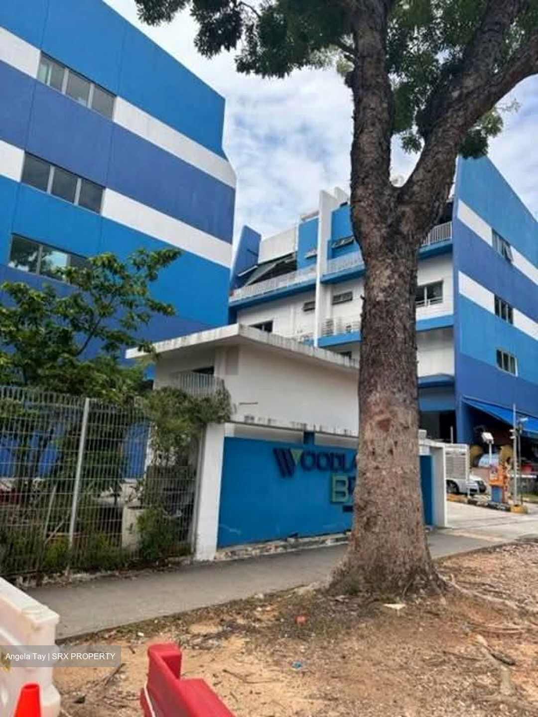 Woodlands Bizhub (D27), Factory #526470031